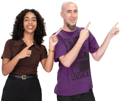 Foto dos colaboradores do CIEE Igor e Camila