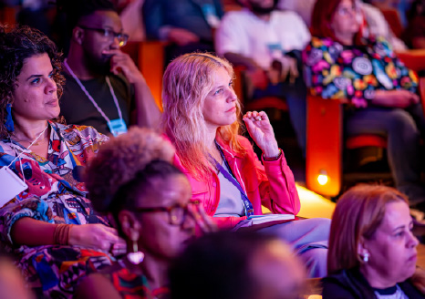 Foto da plateia no dia do evento