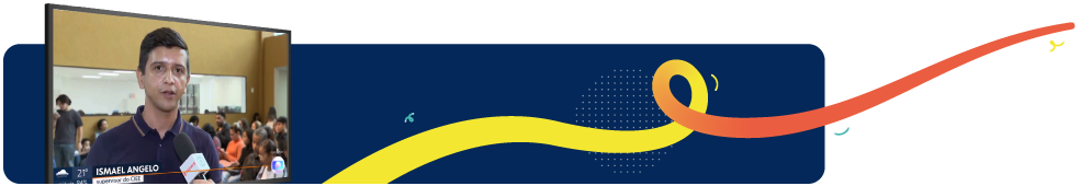 Foto de um jovem sendo entrevistado pela rede Globo